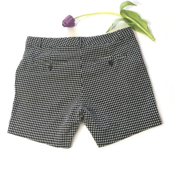 BANANA REPUBLIC GEOMETRIC PRINT SHORTS - Picture 2 of 6